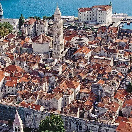 Villa Maria Klis