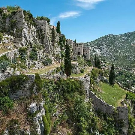 Villa Maria